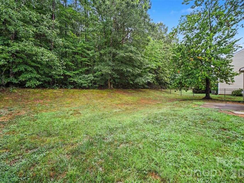 2006 Cornflower Lane, Indian Trail, NC 28079.  MLS# CAR4401351, YatesRealty ID 39988. 