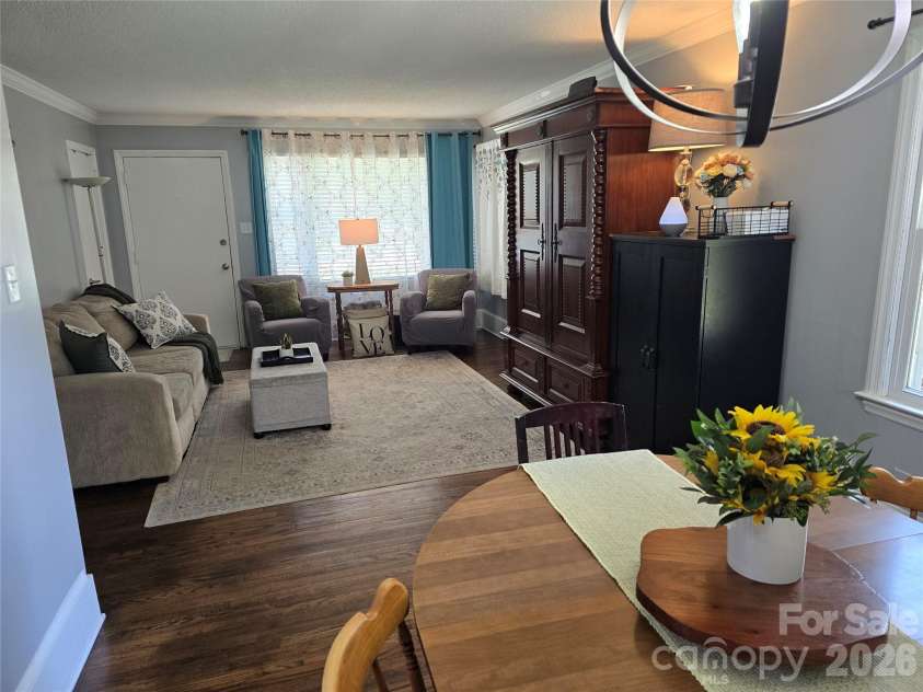 2493 Oakwood Circle, Rock Hill, SC 29732.  MLS# CAR4405572, YatesRealty ID 39989. 