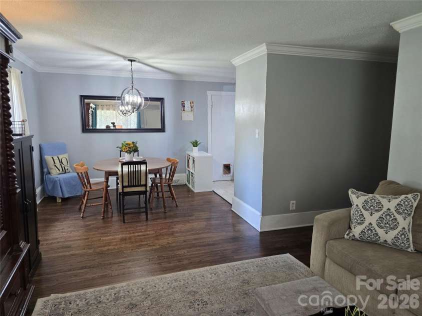 2493 Oakwood Circle, Rock Hill, SC 29732.  MLS# CAR4405572, YatesRealty ID 39989. 
