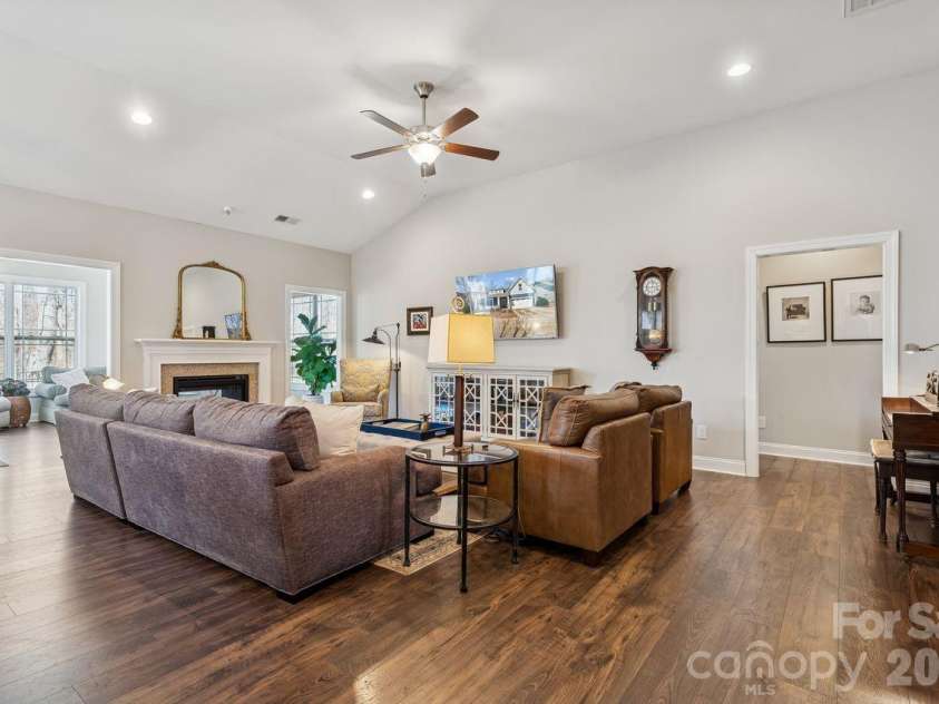 1109 Mayapple Way, Belmont, NC 28012.  MLS# CAR4347744, YatesRealty ID 3999. 