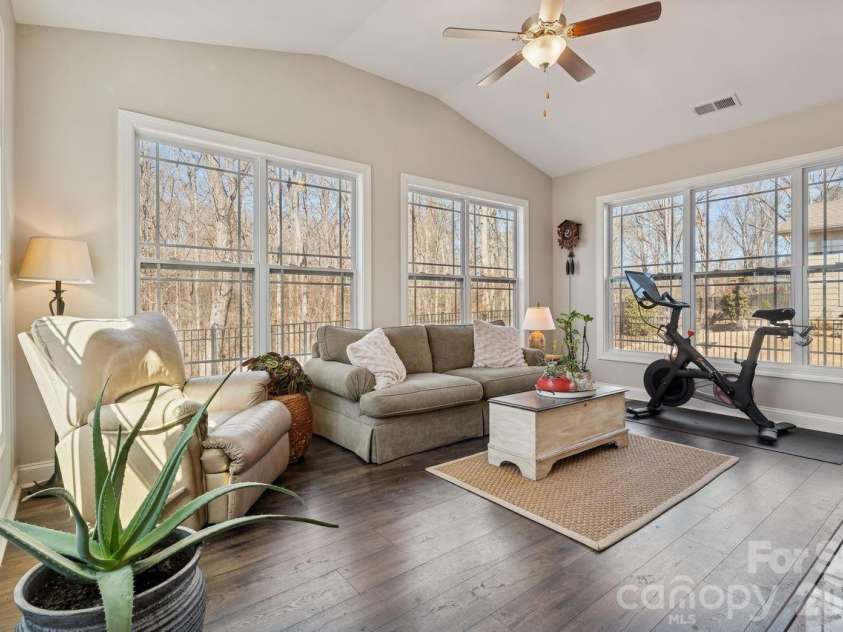1109 Mayapple Way, Belmont, NC 28012.  MLS# CAR4347744, YatesRealty ID 3999. 