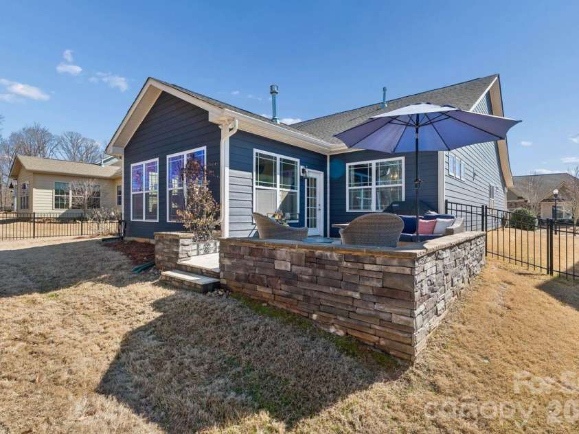 1109 Mayapple Way, Belmont, NC 28012.  MLS# CAR4347744, YatesRealty ID 3999. 