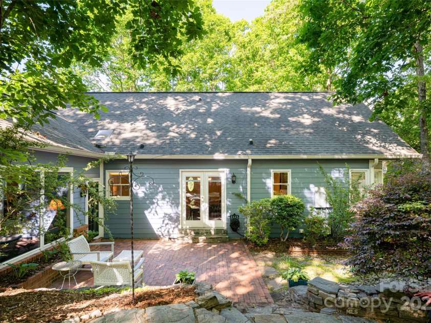 287 Anne Street, Rutherfordton, NC 28139.  MLS# CAR4258689, YatesRealty ID 3999. 