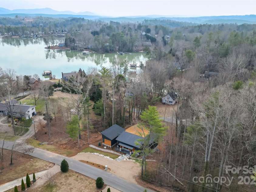 5933 Holiday Shores Avenue, Nebo, NC 28761.  MLS# CAR4220387, YatesRealty ID 3999. 