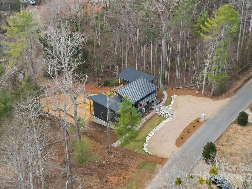 5933 Holiday Shores Avenue, Nebo, NC 28761.  MLS# CAR4220387, YatesRealty ID 3999. 