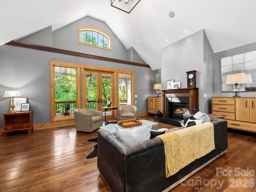 600 White Water Way, Marshall, NC 28753.  MLS# CAR4403673, YatesRealty ID 39990. 