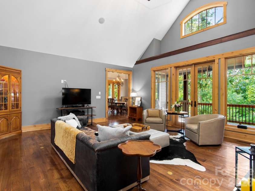 600 White Water Way, Marshall, NC 28753.  MLS# CAR4403673, YatesRealty ID 39990. 