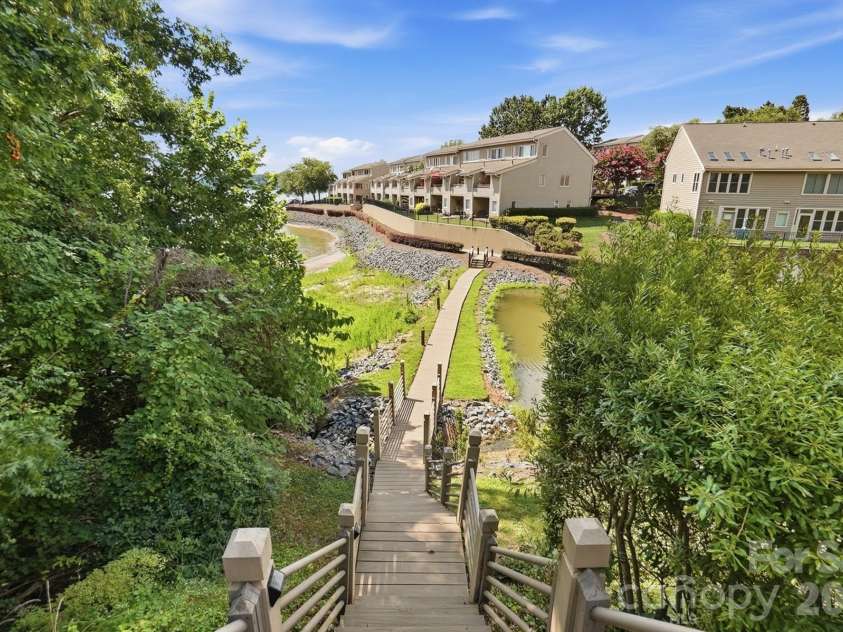 14612 Waterside Drive, Charlotte, NC 28278.  MLS# CAR4399977, YatesRealty ID 39992. 