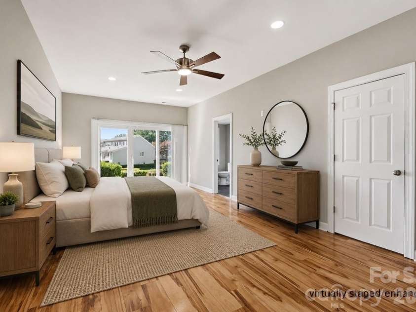 14612 Waterside Drive, Charlotte, NC 28278.  MLS# CAR4399977, YatesRealty ID 39992. Virtually staged/enhanced