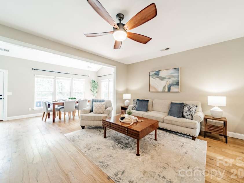 281 Fischer Road, Fort Mill, SC 29715.  MLS# CAR4404502, YatesRealty ID 39993. 