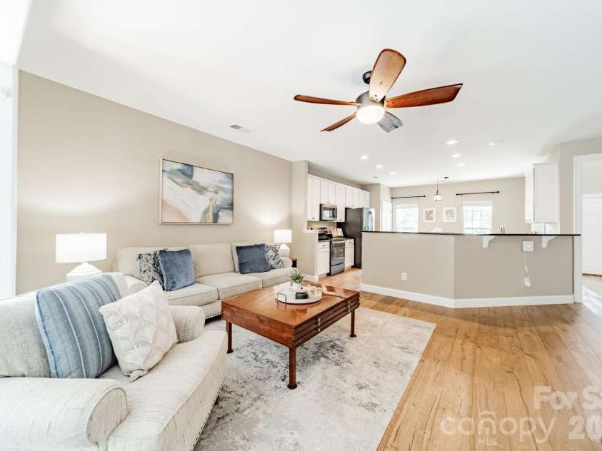 281 Fischer Road, Fort Mill, SC 29715.  MLS# CAR4404502, YatesRealty ID 39993. 