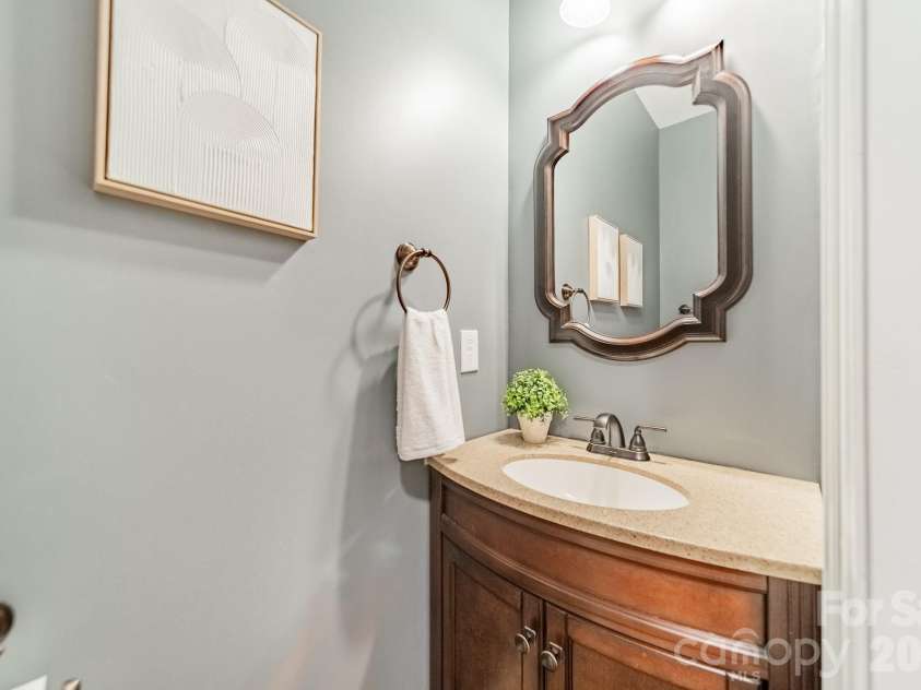 281 Fischer Road, Fort Mill, SC 29715.  MLS# CAR4404502, YatesRealty ID 39993. 