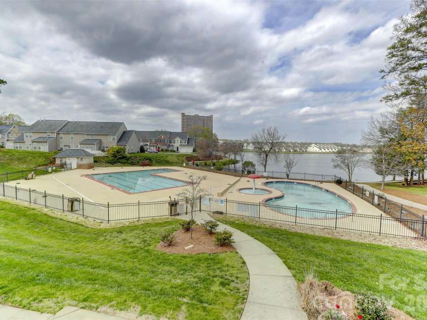 281 Fischer Road, Fort Mill, SC 29715.  MLS# CAR4404502, YatesRealty ID 39993. 