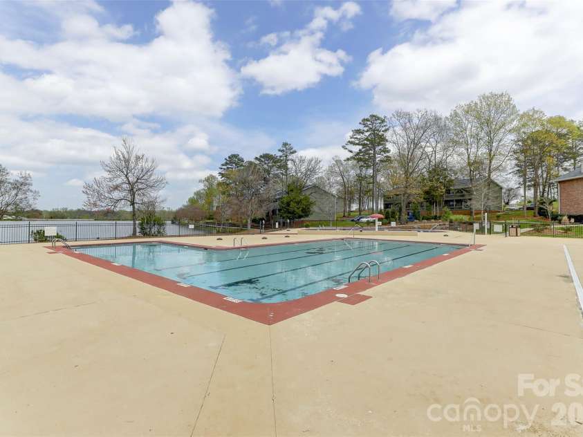 281 Fischer Road, Fort Mill, SC 29715.  MLS# CAR4404502, YatesRealty ID 39993. 