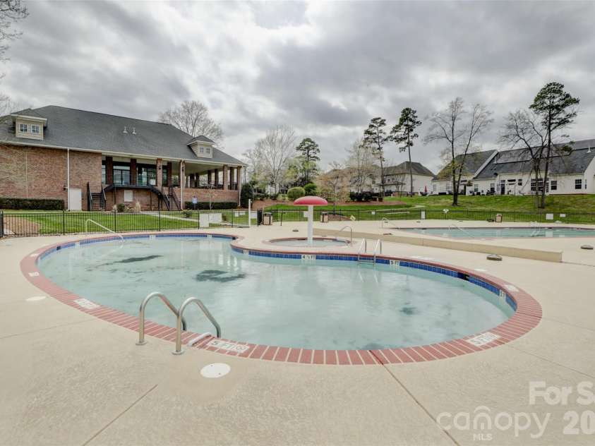 281 Fischer Road, Fort Mill, SC 29715.  MLS# CAR4404502, YatesRealty ID 39993. 