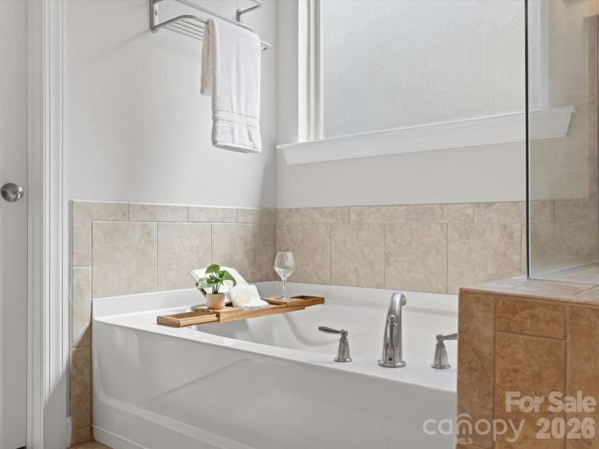 5353 Baker Lane, Clover, SC 29710.  MLS# CAR4401671, YatesRealty ID 39994. Large bathtub perfect for relaxing bubble baths.