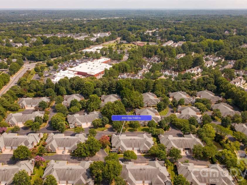 8302 Olde Troon Drive, Charlotte, NC 28277.  MLS# CAR4395601, YatesRealty ID 39995. 