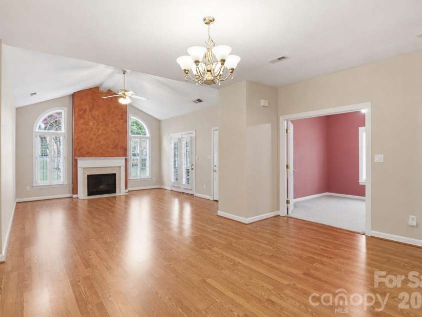 8302 Olde Troon Drive, Charlotte, NC 28277.  MLS# CAR4395601, YatesRealty ID 39995. 