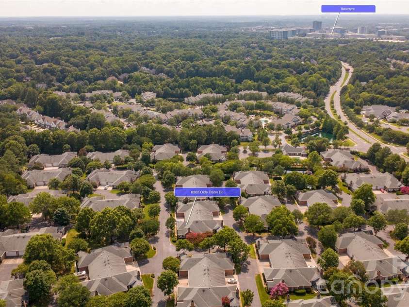 8302 Olde Troon Drive, Charlotte, NC 28277.  MLS# CAR4395601, YatesRealty ID 39995. 