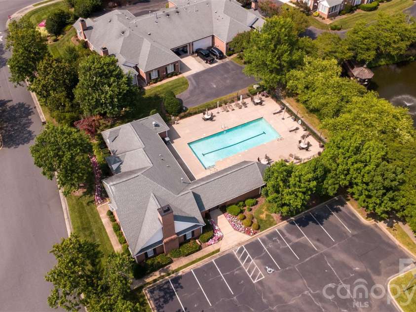 8302 Olde Troon Drive, Charlotte, NC 28277.  MLS# CAR4395601, YatesRealty ID 39995. 