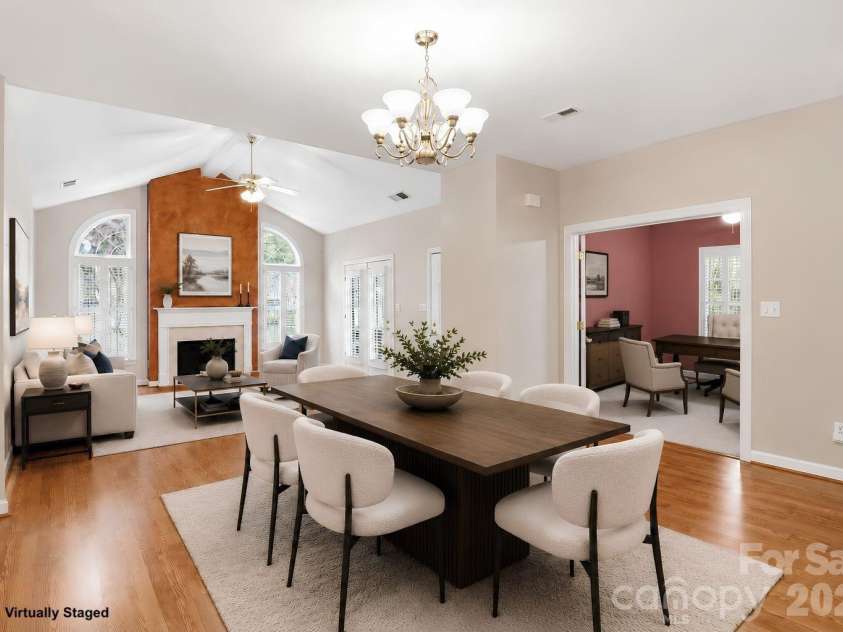 8302 Olde Troon Drive, Charlotte, NC 28277.  MLS# CAR4395601, YatesRealty ID 39995. 