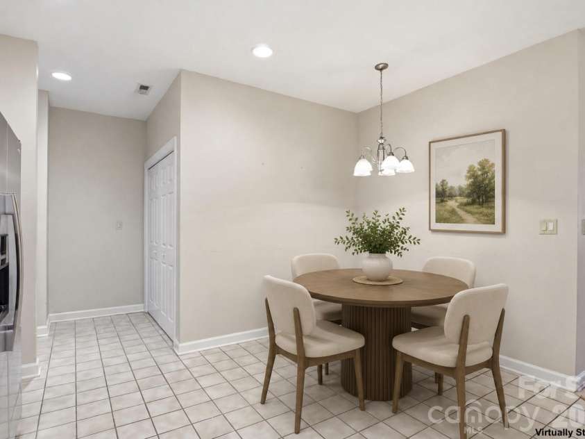 8302 Olde Troon Drive, Charlotte, NC 28277.  MLS# CAR4395601, YatesRealty ID 39995. 