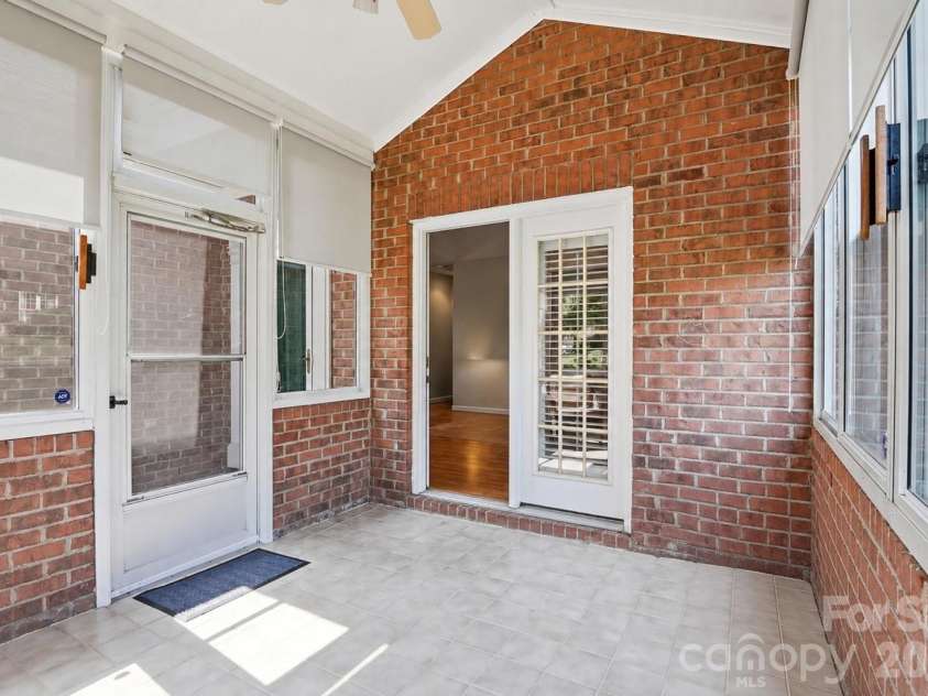 8302 Olde Troon Drive, Charlotte, NC 28277.  MLS# CAR4395601, YatesRealty ID 39995. 