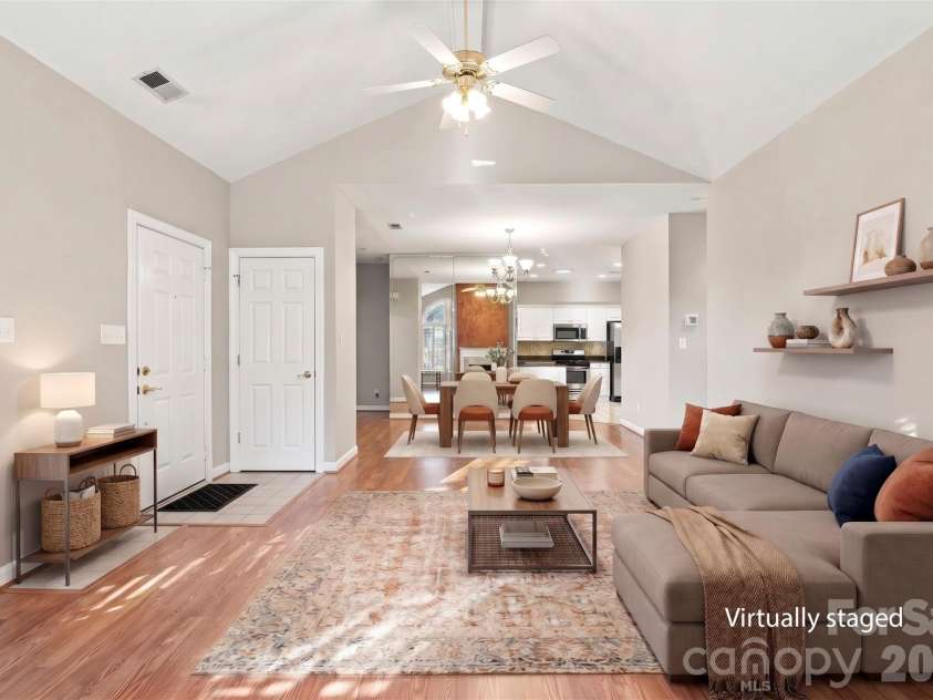 8302 Olde Troon Drive, Charlotte, NC 28277.  MLS# CAR4395601, YatesRealty ID 39995. 