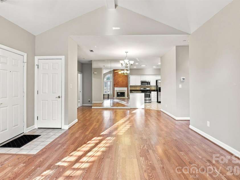 8302 Olde Troon Drive, Charlotte, NC 28277.  MLS# CAR4395601, YatesRealty ID 39995. 