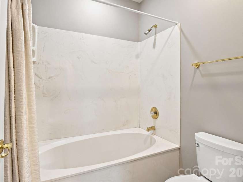 8302 Olde Troon Drive, Charlotte, NC 28277.  MLS# CAR4395601, YatesRealty ID 39995. 
