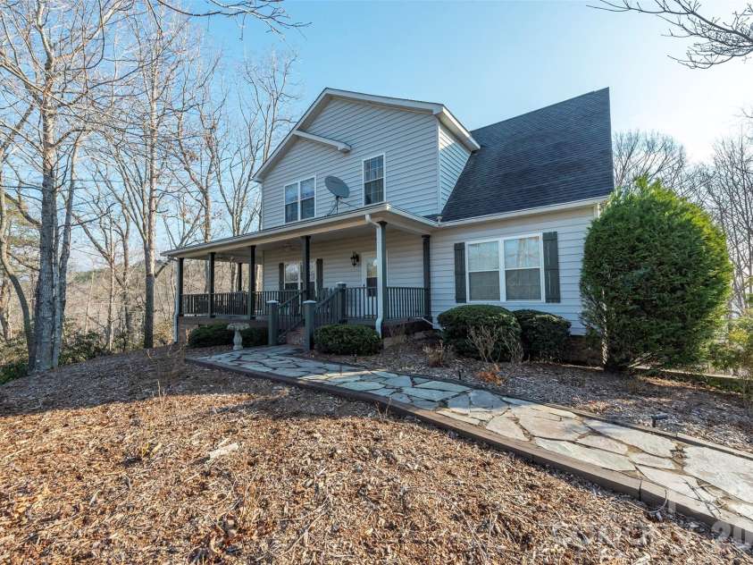 192 Buzzards Place, Lake Lure, NC 28746.  MLS# CAR4407853, YatesRealty ID 39996. 