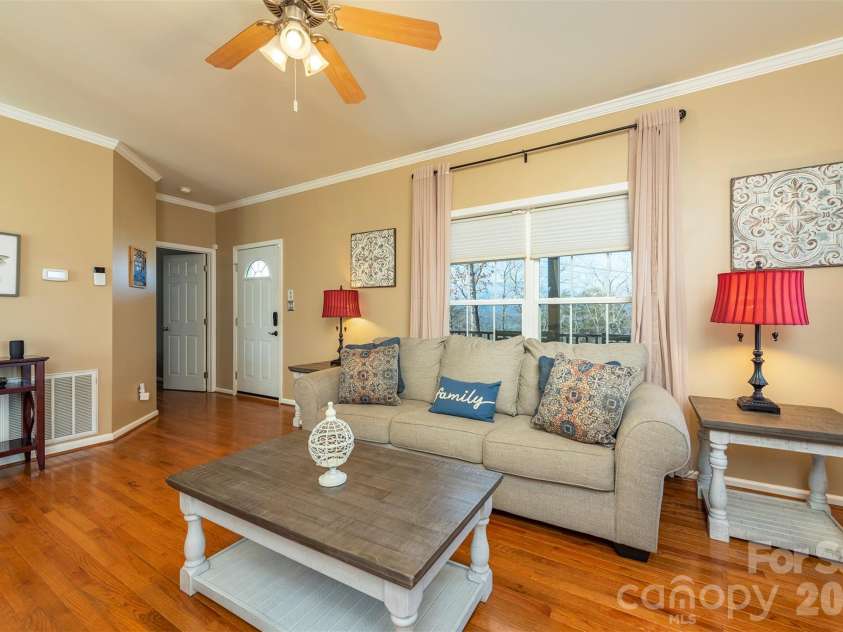 192 Buzzards Place, Lake Lure, NC 28746.  MLS# CAR4407853, YatesRealty ID 39996. 