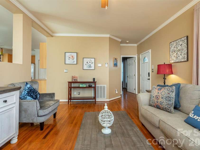 192 Buzzards Place, Lake Lure, NC 28746.  MLS# CAR4407853, YatesRealty ID 39996. 