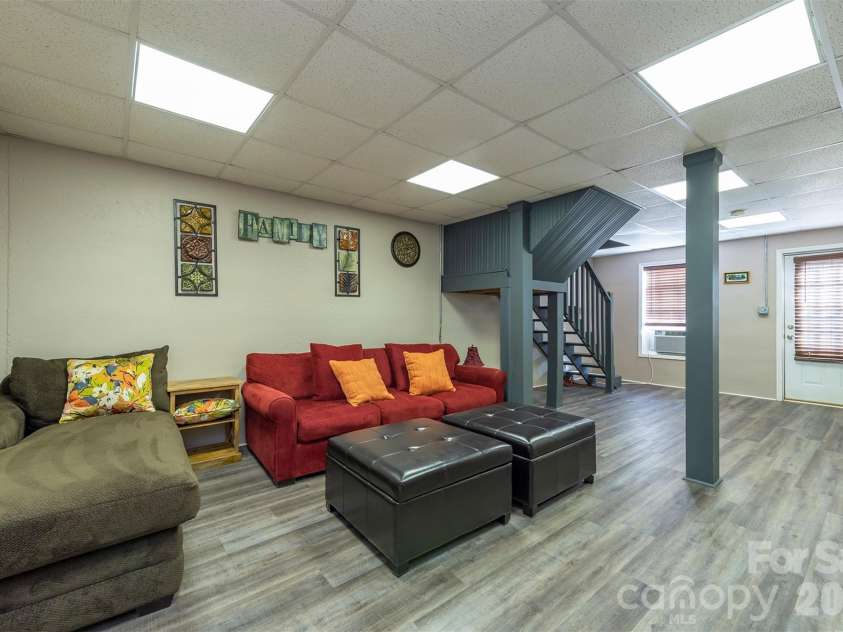 192 Buzzards Place, Lake Lure, NC 28746.  MLS# CAR4407853, YatesRealty ID 39996. 