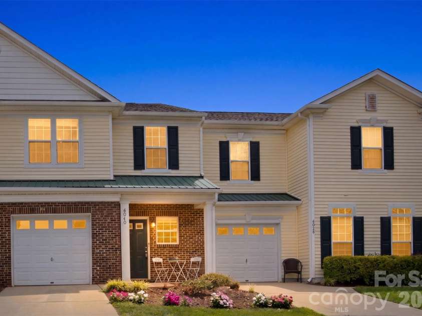 6040 Black Heath Drive, Fort Mill, SC 29707.  MLS# CAR4407314, YatesRealty ID 39998. 