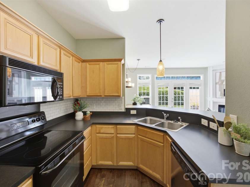 6040 Black Heath Drive, Fort Mill, SC 29707.  MLS# CAR4407314, YatesRealty ID 39998. 