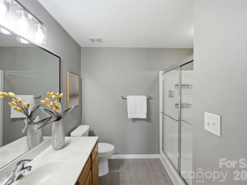 6040 Black Heath Drive, Fort Mill, SC 29707.  MLS# CAR4407314, YatesRealty ID 39998. 