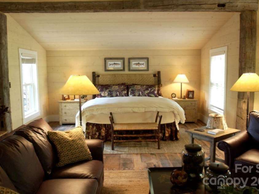 139 (#19) Boarding House Way, Sylva, NC 28779.  MLS# CAR4024847, YatesRealty ID 40. 