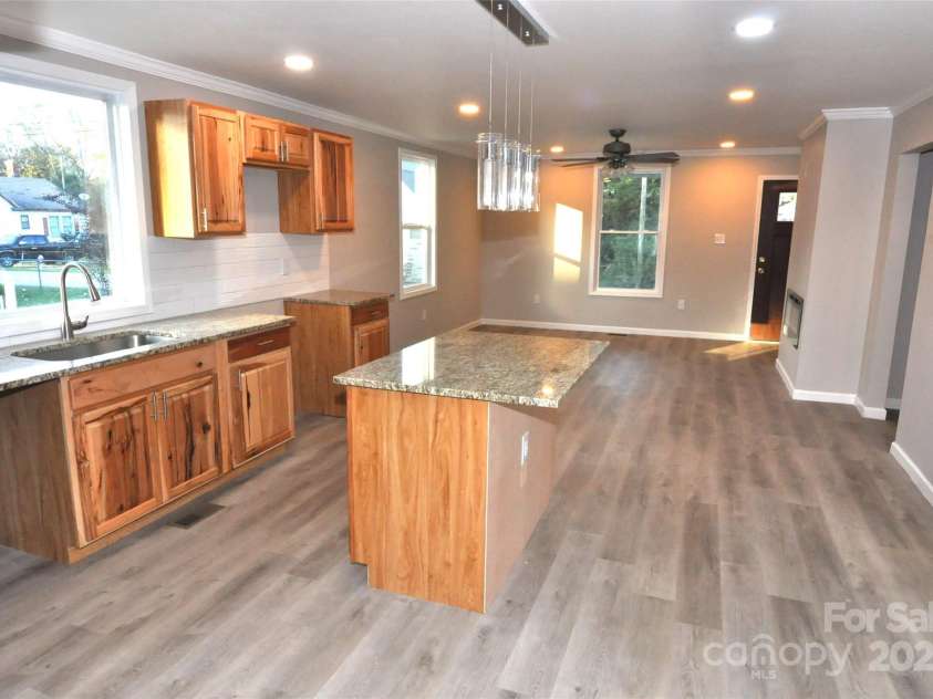 538 second Street, Chester, SC 29706.  MLS# CAR4309695, YatesRealty ID 40. 