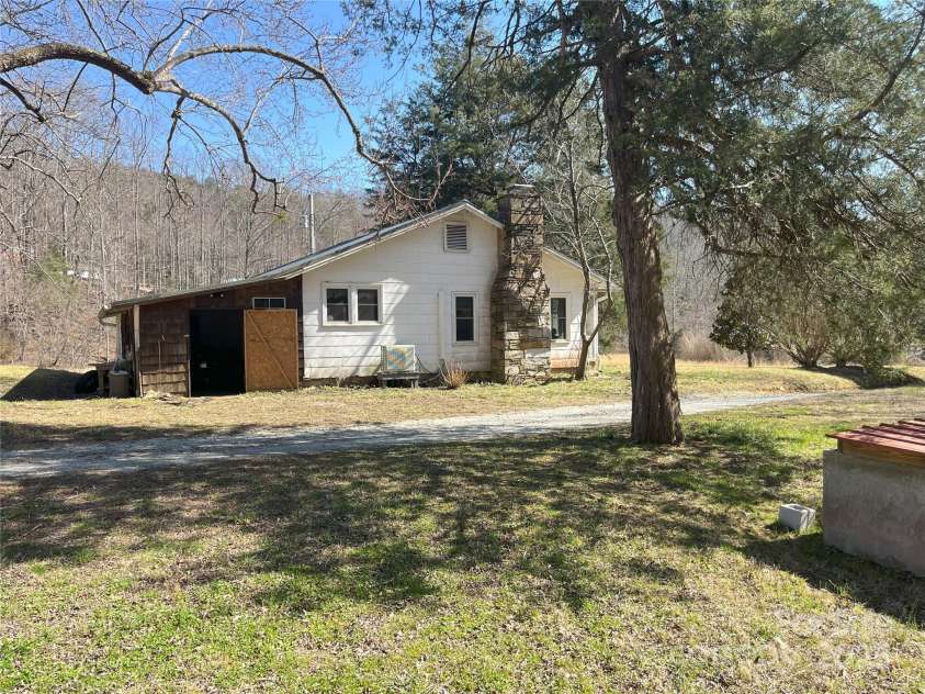 126 Lazy Acres Lane, Lake Lure, NC 28746.  MLS# CAR4227770, YatesRealty ID 400. 