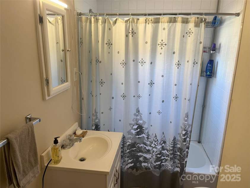 126 Lazy Acres Lane, Lake Lure, NC 28746.  MLS# CAR4227770, YatesRealty ID 400. 