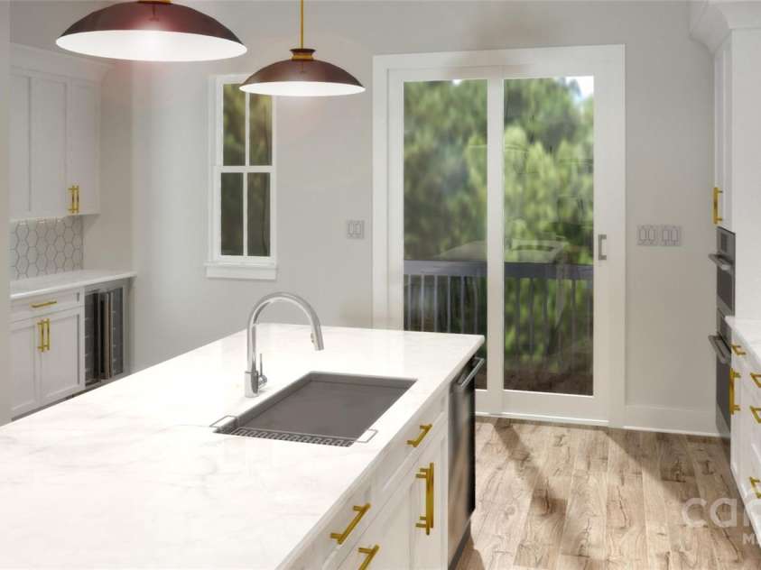 2526 Park Rose Lane, Charlotte, NC 28204.  MLS# CAR4214729, YatesRealty ID 4000. For representation - Kitchen