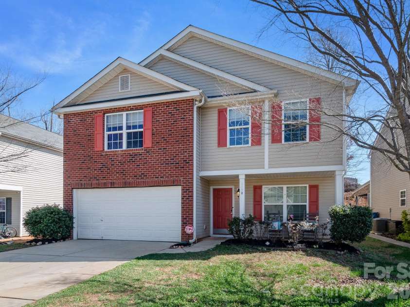 9520 Eagle Feathers Drive, Charlotte, NC 28214.  MLS# CAR4357175, YatesRealty ID 4000. 