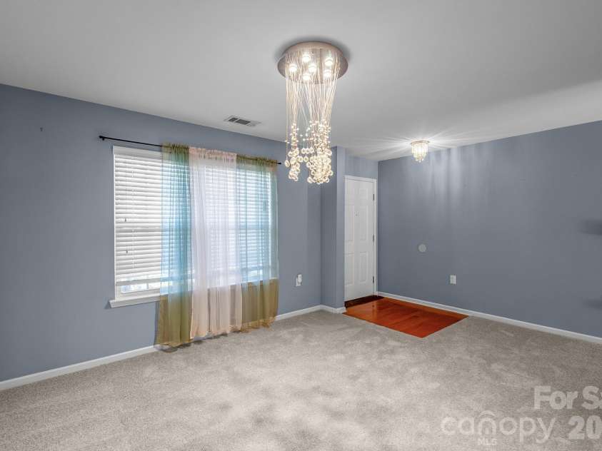 9520 Eagle Feathers Drive, Charlotte, NC 28214.  MLS# CAR4357175, YatesRealty ID 4000. 