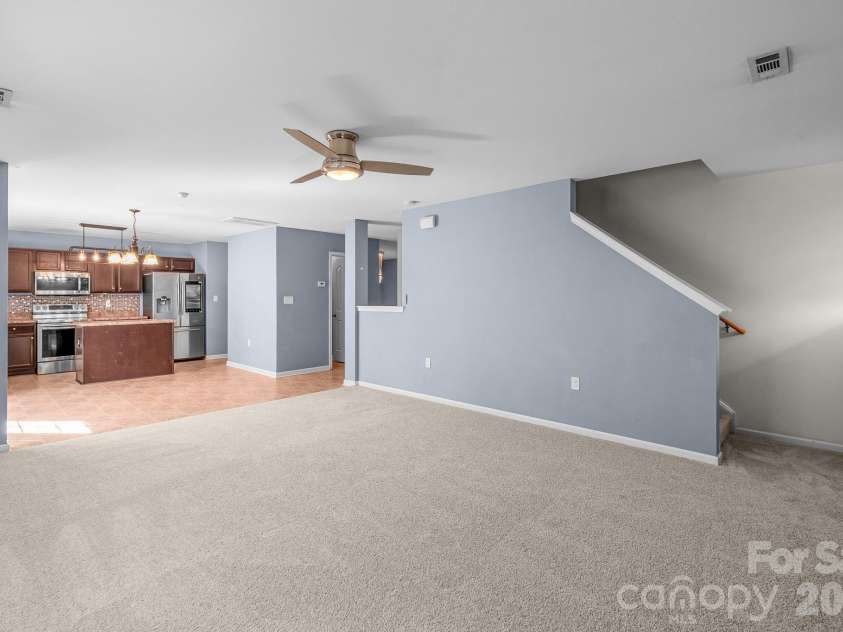 9520 Eagle Feathers Drive, Charlotte, NC 28214.  MLS# CAR4357175, YatesRealty ID 4000. 