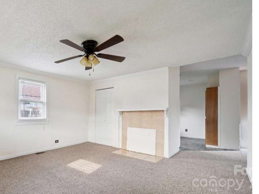 411 Central Avenue, Landis, NC 28088.  MLS# CAR4407705, YatesRealty ID 40000. 