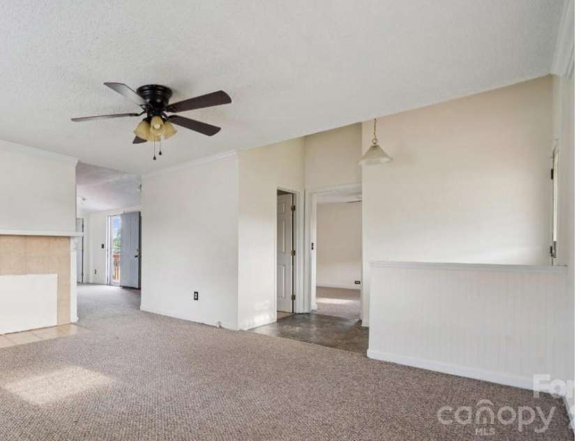 411 Central Avenue, Landis, NC 28088.  MLS# CAR4407705, YatesRealty ID 40000. 