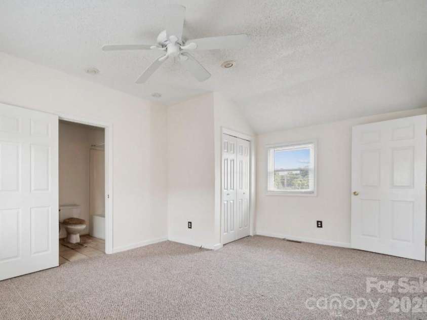 411 Central Avenue, Landis, NC 28088.  MLS# CAR4407705, YatesRealty ID 40000. 