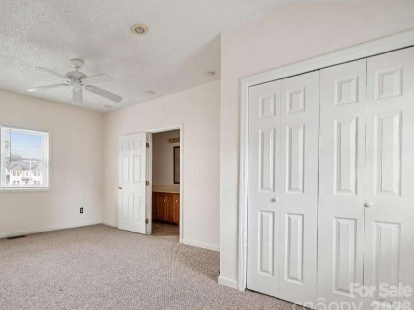 411 Central Avenue, Landis, NC 28088.  MLS# CAR4407705, YatesRealty ID 40000. 
