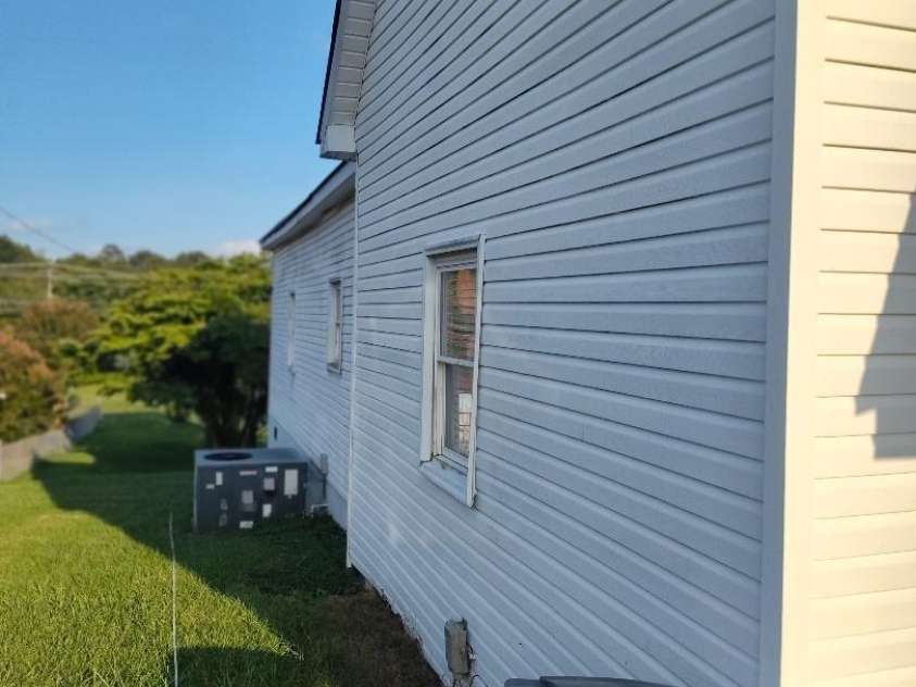 411 Central Avenue, Landis, NC 28088.  MLS# CAR4407705, YatesRealty ID 40000. 